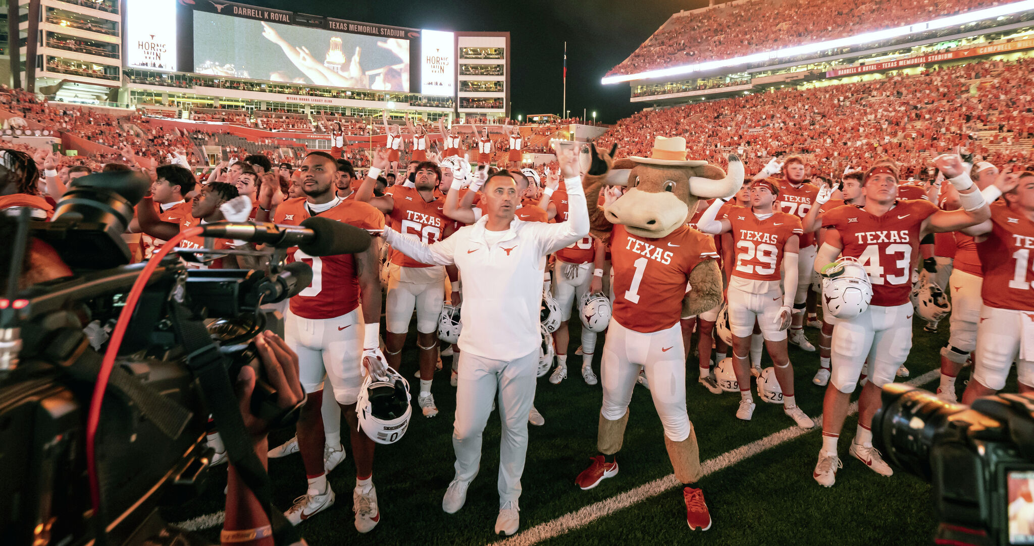 Texas Longhorns football: After Thanksgiving dinner, UT has one