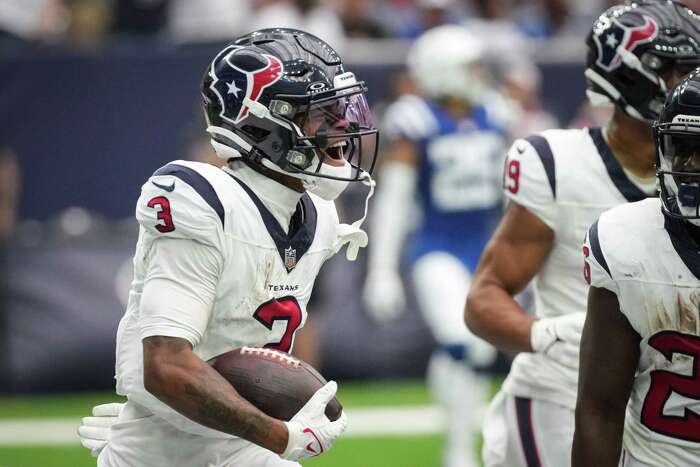 Houston Texans unveil Battle Red helmets ahead of 2022 season