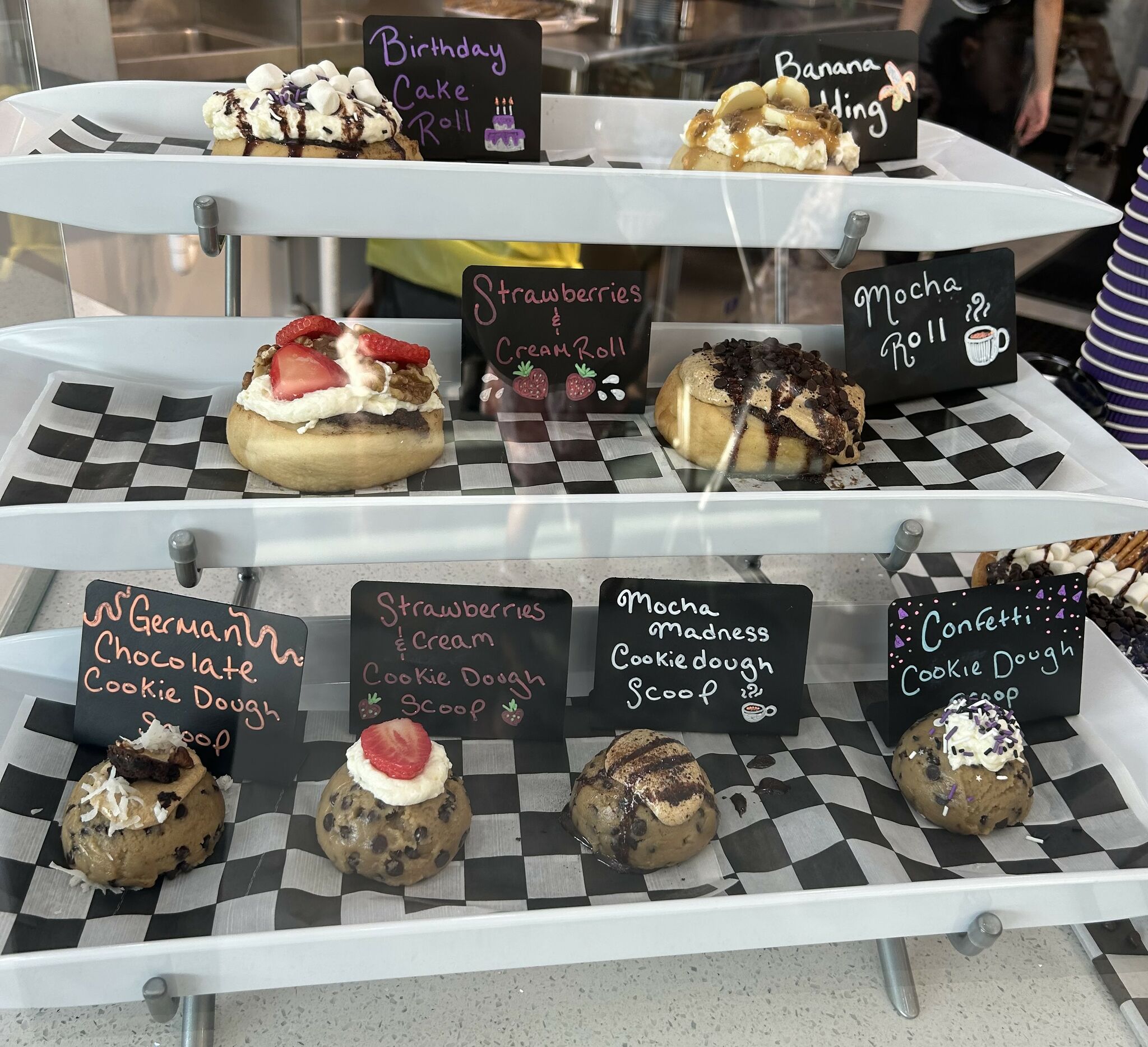 California-based Cinnaholic brings vegan desserts to Richmond