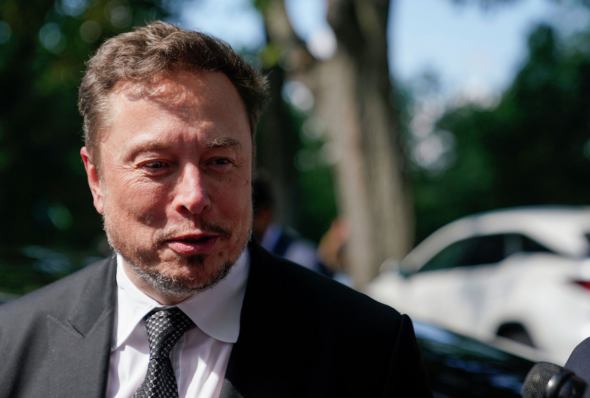 Tesla's Elon Musk tops CEOs with highest paid yearly bonuses