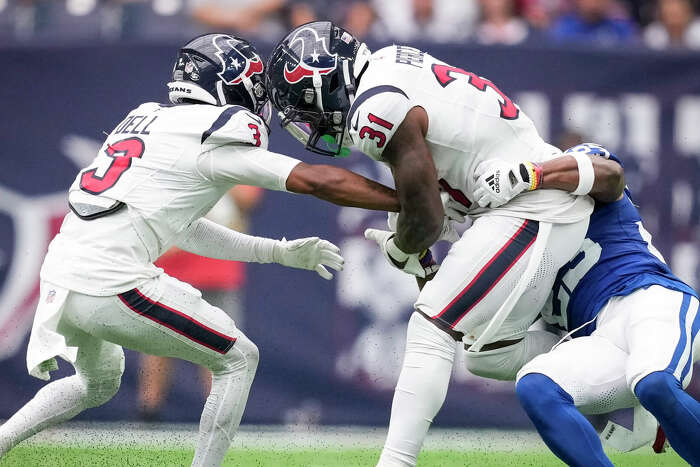 How Davis Mills' crisp performance against Patriots factors into Texans  quarterback situation