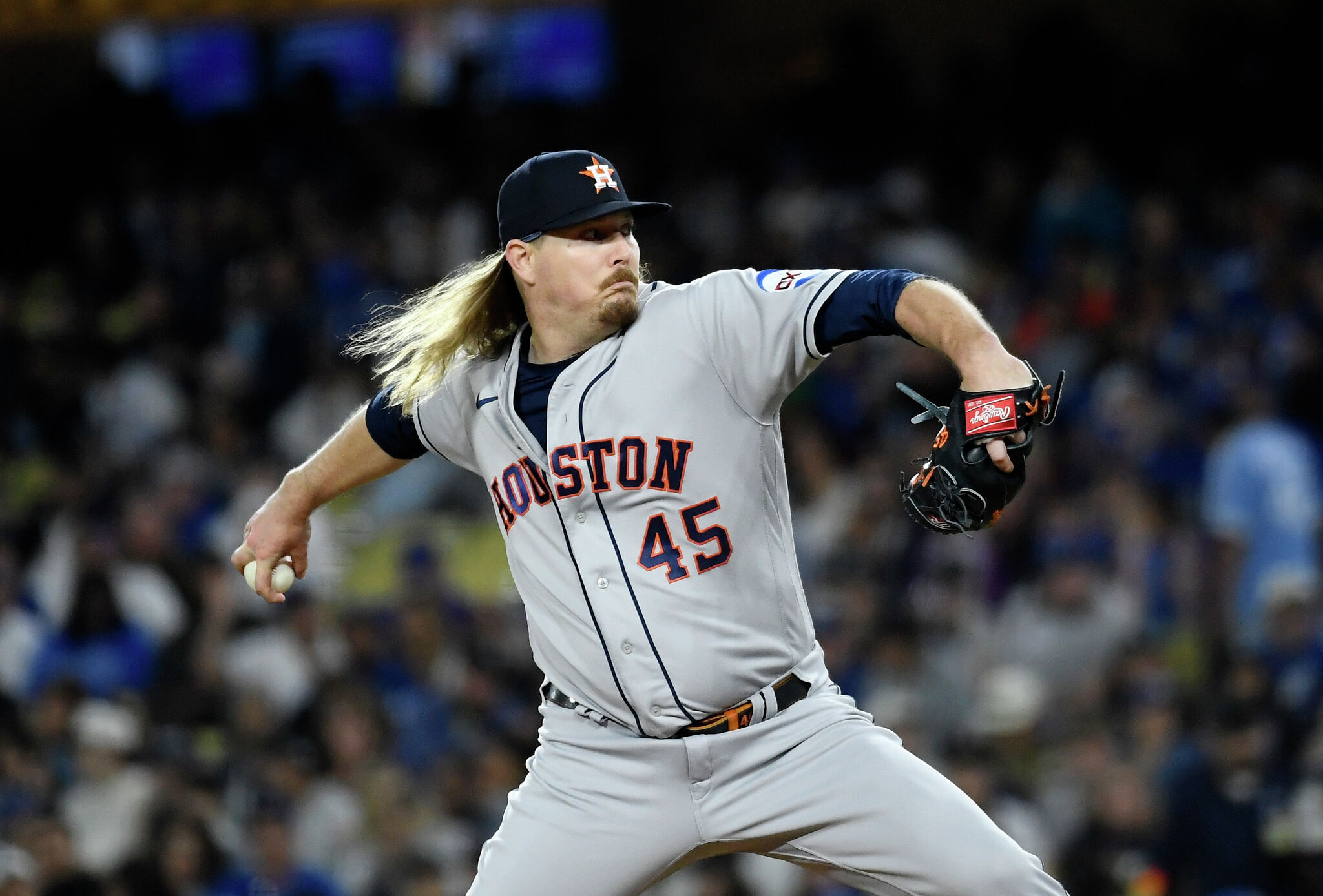 Astros pitcher Ryne Stanek is already jogging after a scary looking an