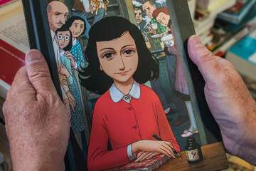 Texas teacher fired for reading Diary of Anne Frank to class