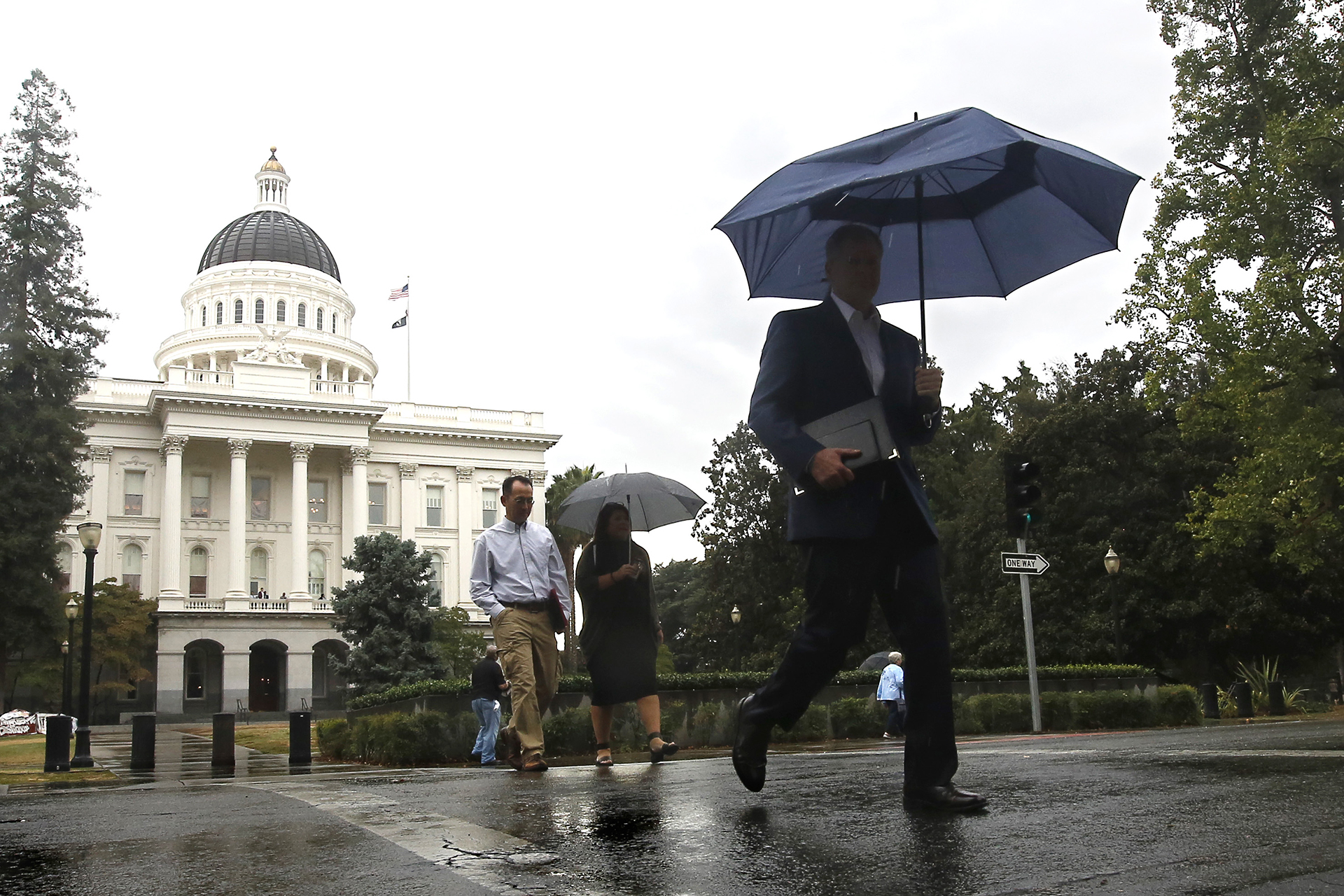 Atmospheric river forecast to bring rain to Northern California