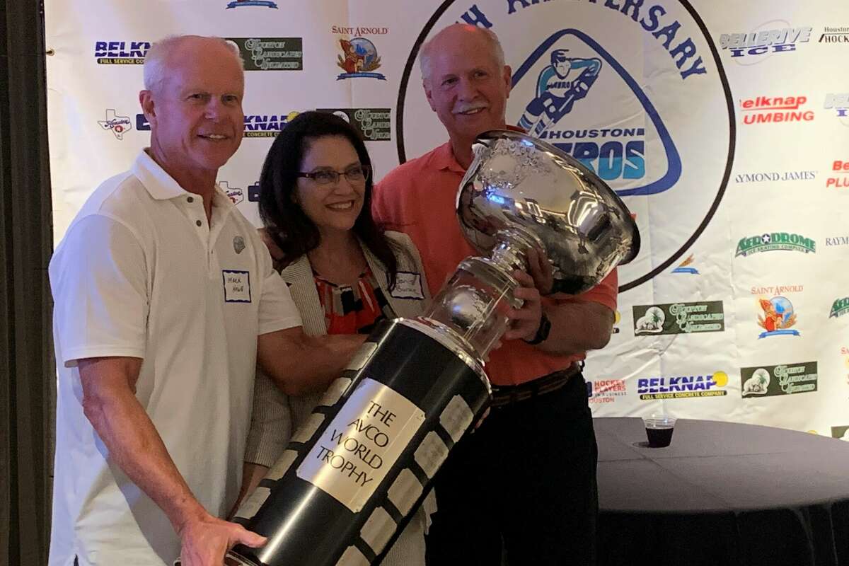 Story photo for 'A magical time': Ex-Aeros gather for 50th anniversary reunion