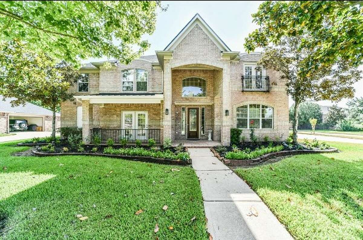 Pearland's most expensive homes on the market No. 1 priced at 1.6M