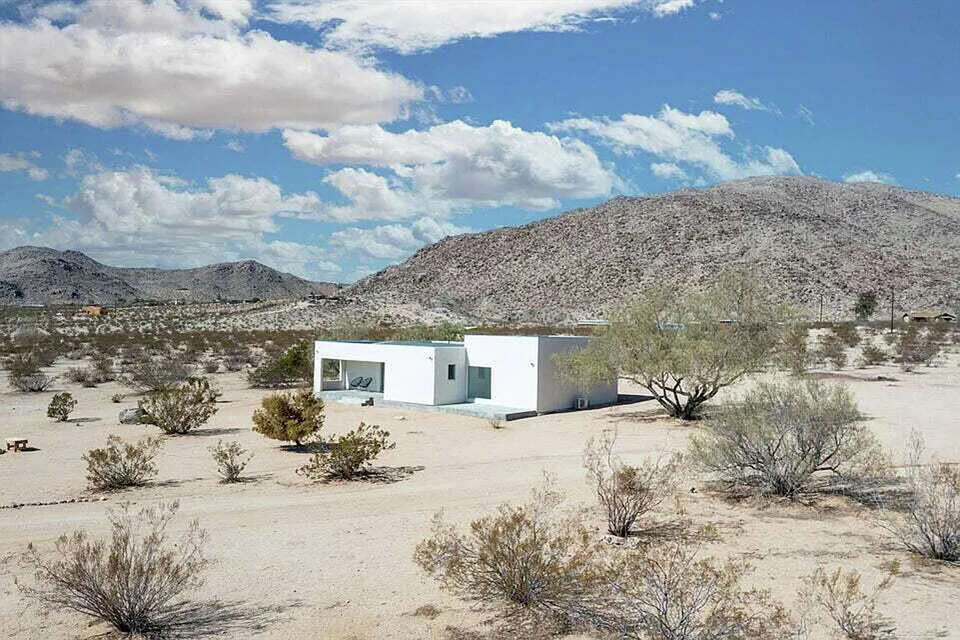 For-sale Joshua Tree Home Raises Eyebrows For Unusual Bathroom