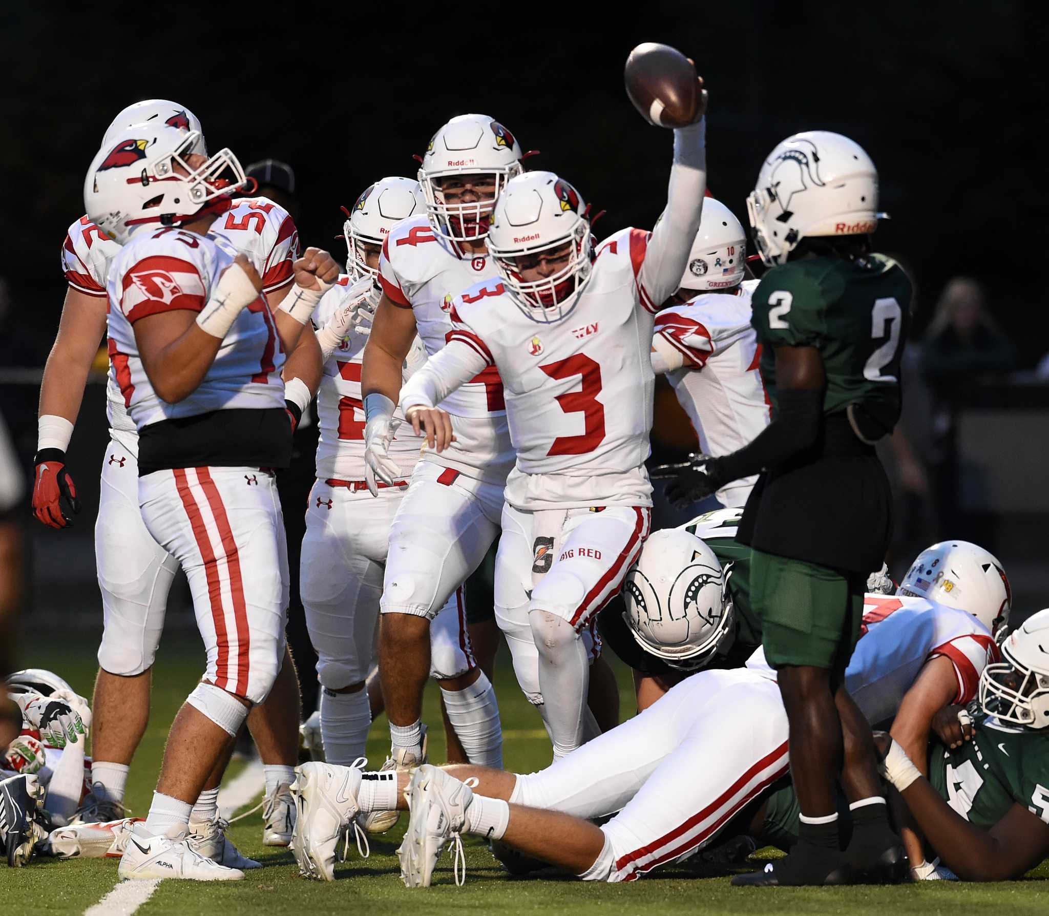 Victor Gonzalez's Vincent Memorial High School Career Home