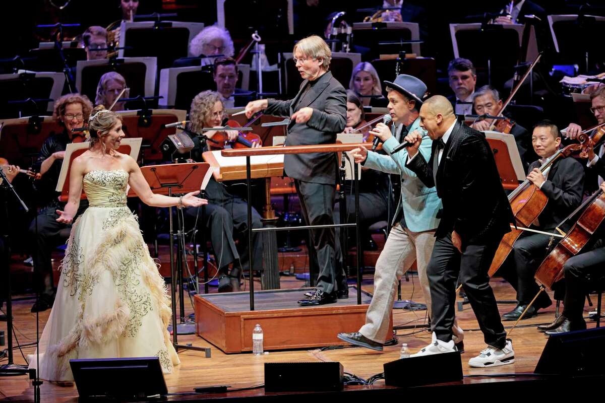 From left: soprano Hilla Plitman, conductor Esa-Pekka Salonen, hip-hop artist Keb Choice, and freestyle artist Anthony “Two Touch” Veneziale perform at the Davis Symphony Orchestra's opening night performance. Hall performing 