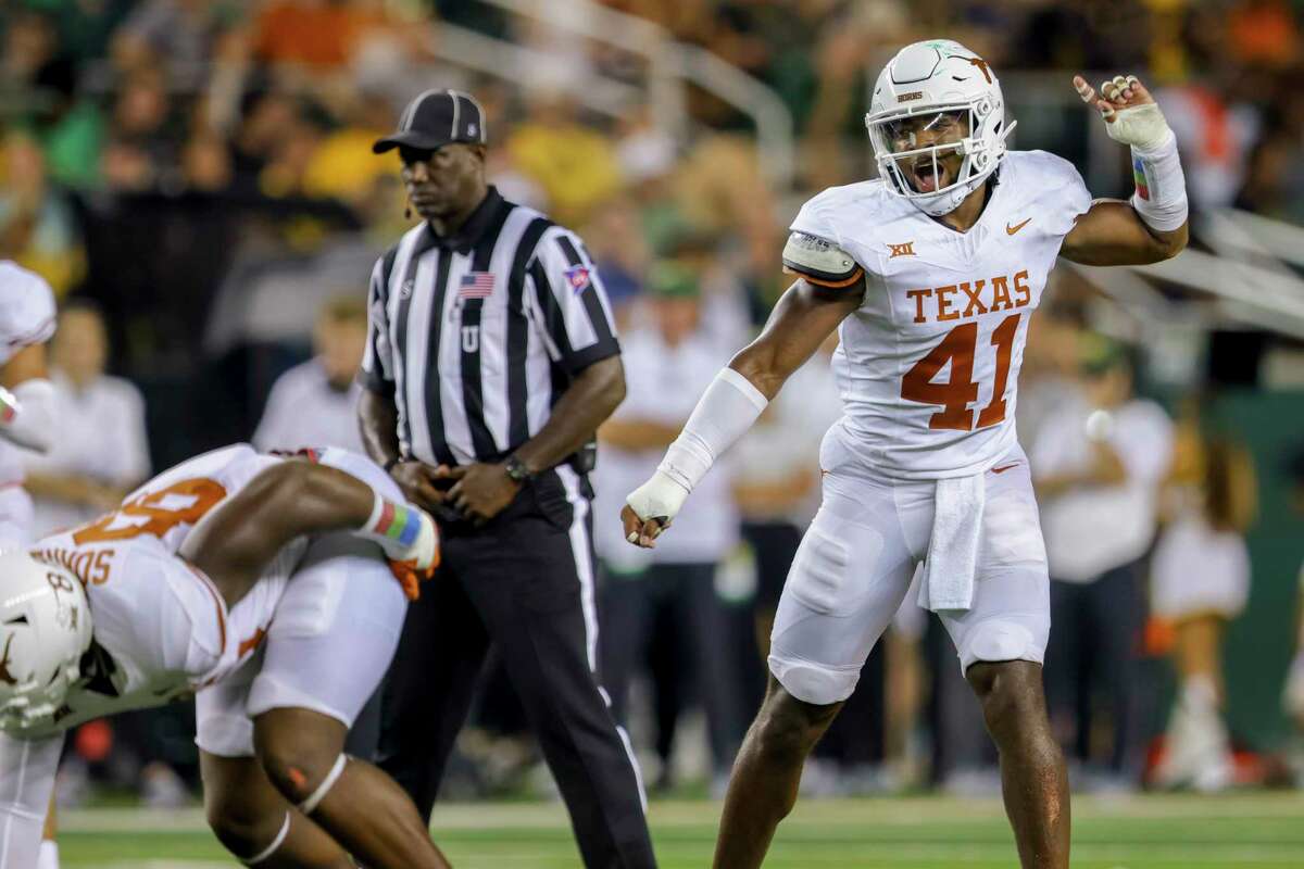 Texas linebacker Jaylan Ford to return for 2023 football season