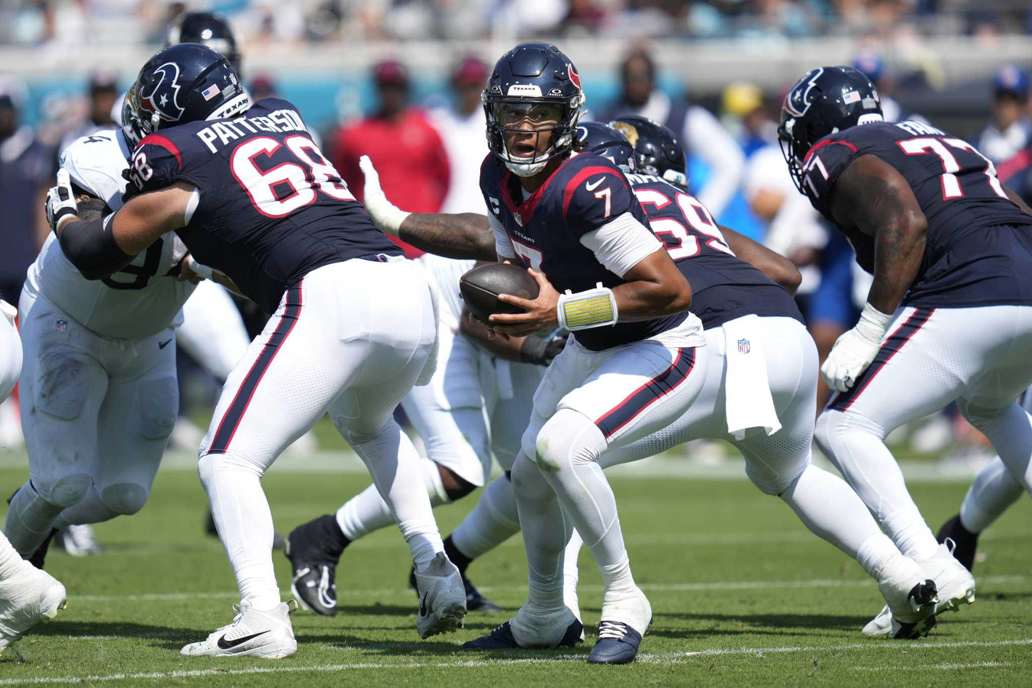 NFL Preseason Blitz: Texans rookie QB C.J. Stroud settles in with  impressive throws