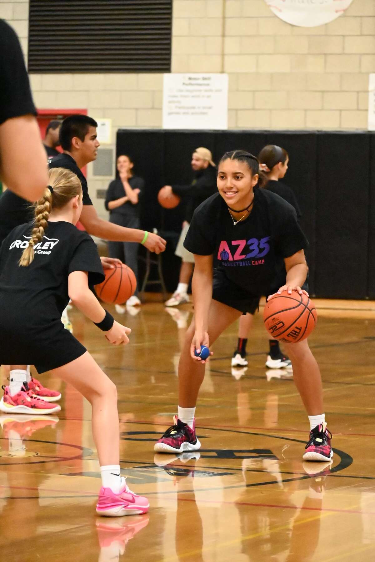 UConn's Azzi Fudd hosts CT basketball camp with Paige Bueckers