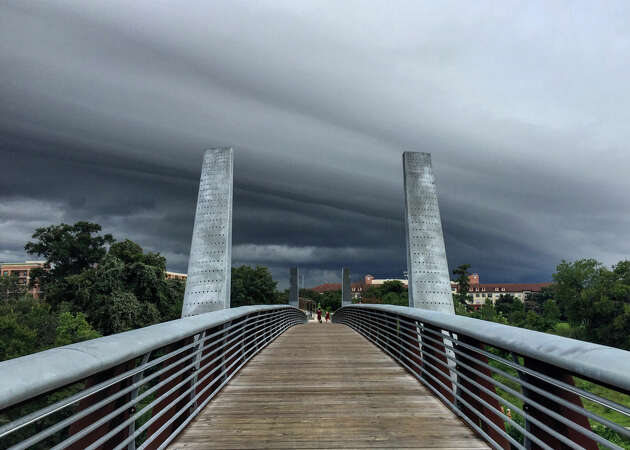 Houston and Harris County are in for potential hail and strong winds Monday as a weak cold front lurches into southeast Texas.