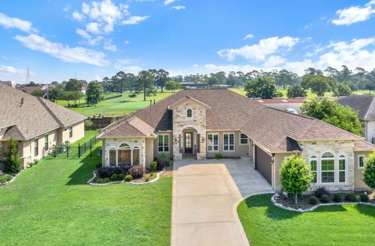 Pearland's most expensive homes on the market No. 1 priced at 1.6M