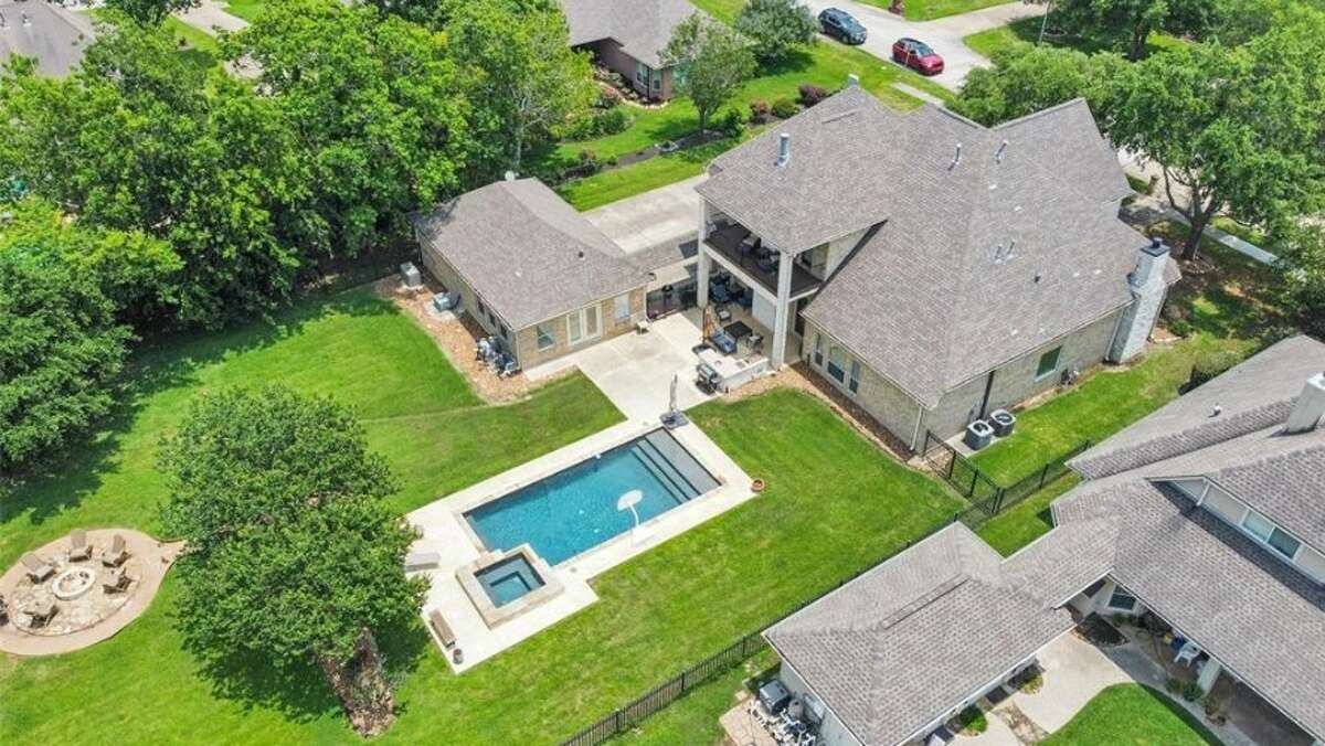 Pearland's most expensive homes on the market No. 1 priced at 1.6M