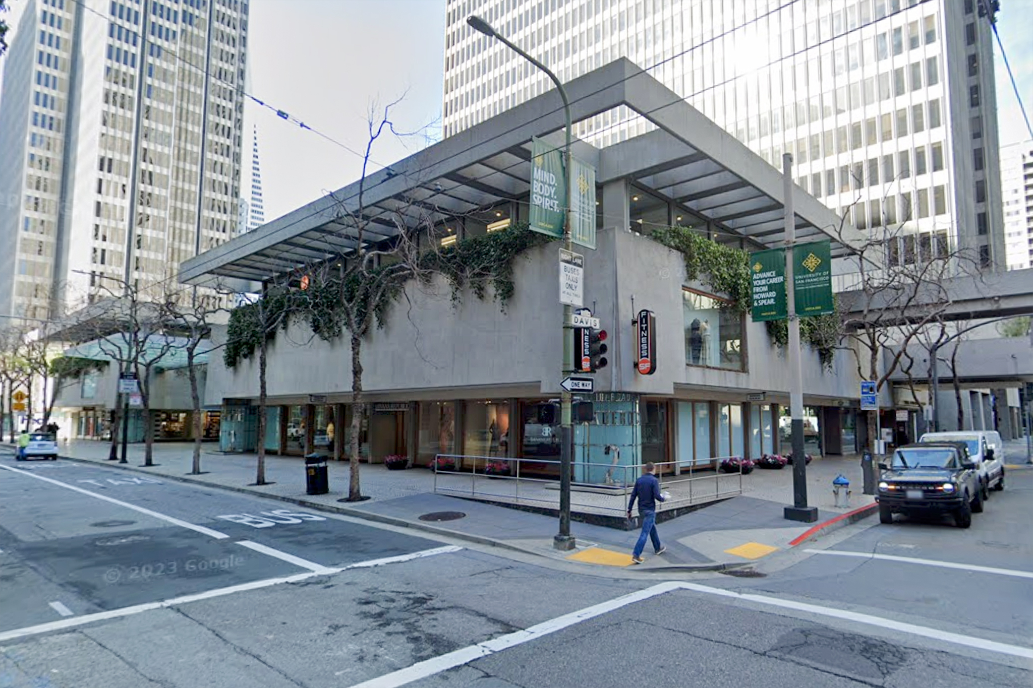 Gap's building near S.F. Embarcadero close to trading hands - San Francisco  Business Times