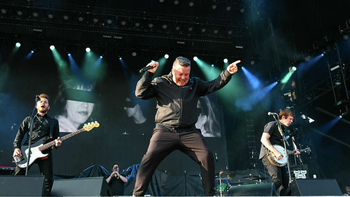 Dropkick Murphys is the ULTIMATE sing along band for Celtic Rock N