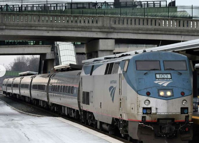 纽约市和奥尔巴尼之间的Amtrak服务仍然暂停