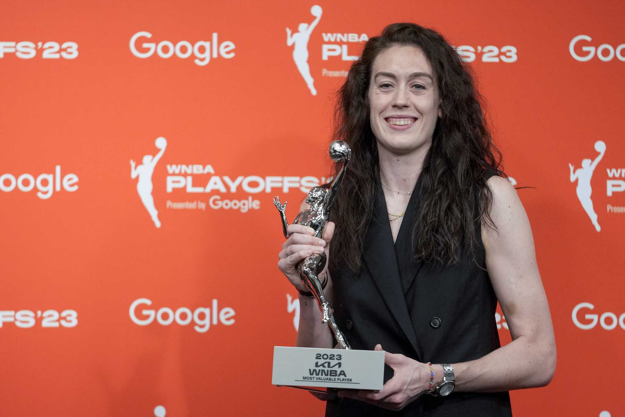 How UConn great Breanna Stewart views first year with NY Liberty