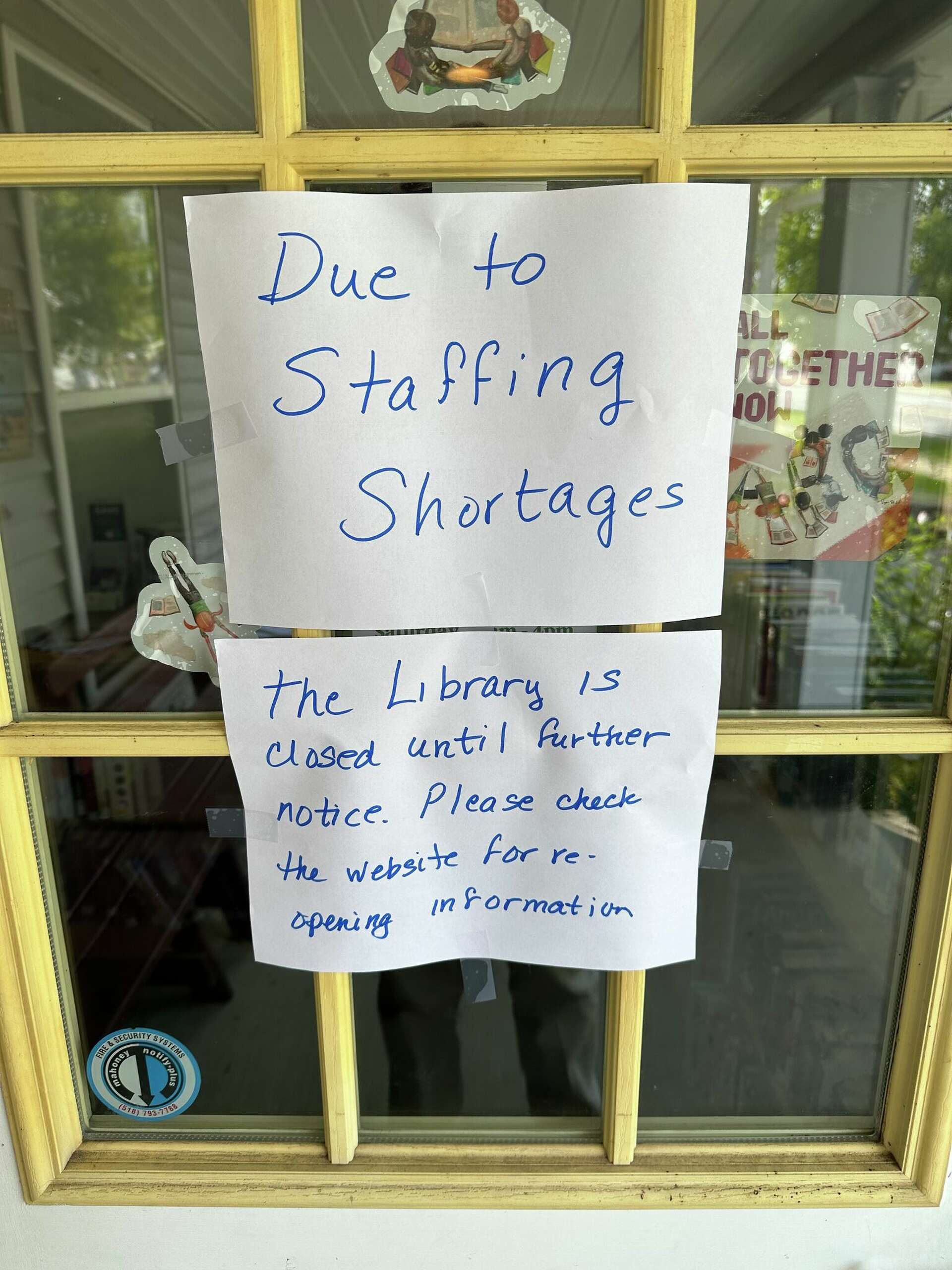 Lake Luzerne library staff abruptly quits