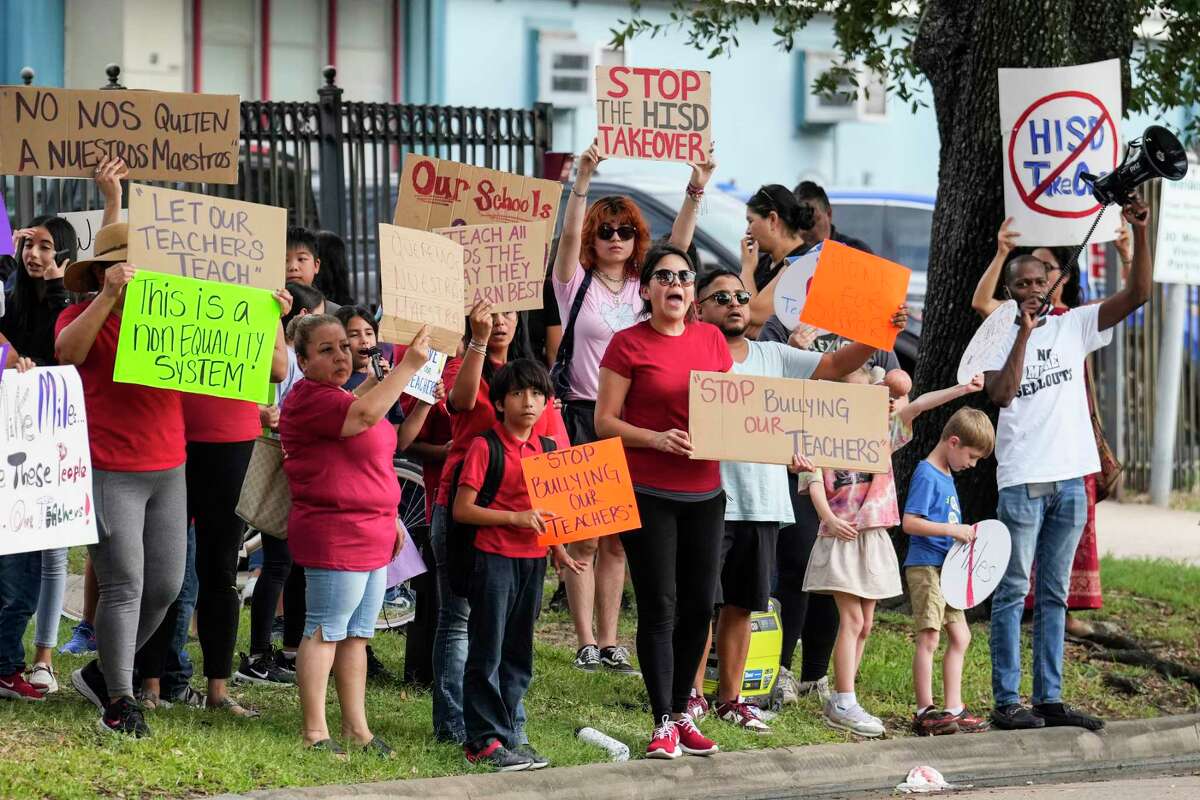 HISD Parents Rally Against Mike Miles' NES Model At Campus Protest