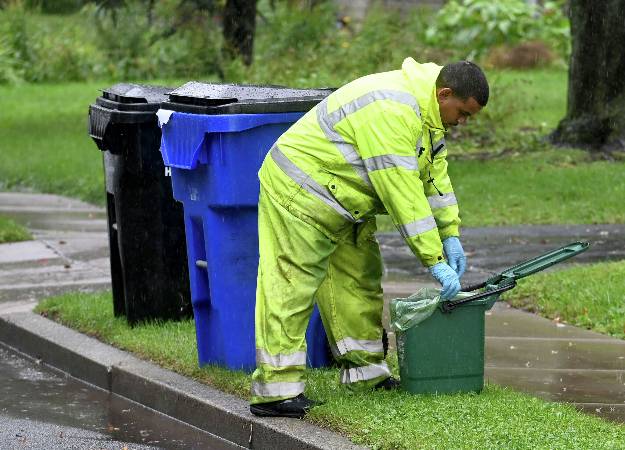 West Hartford postpones vote on major trash collection changes