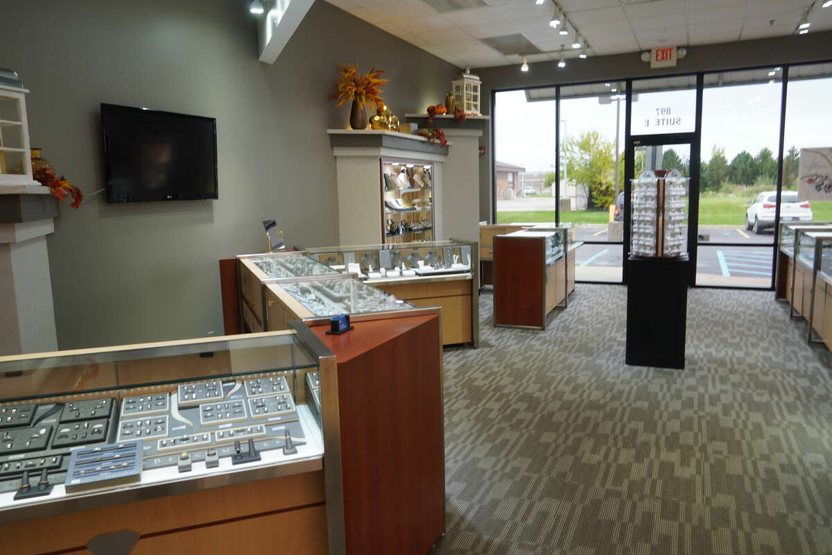 McKenzie Jewelers in Bad Axe with nearly a 40 year history in jewelry