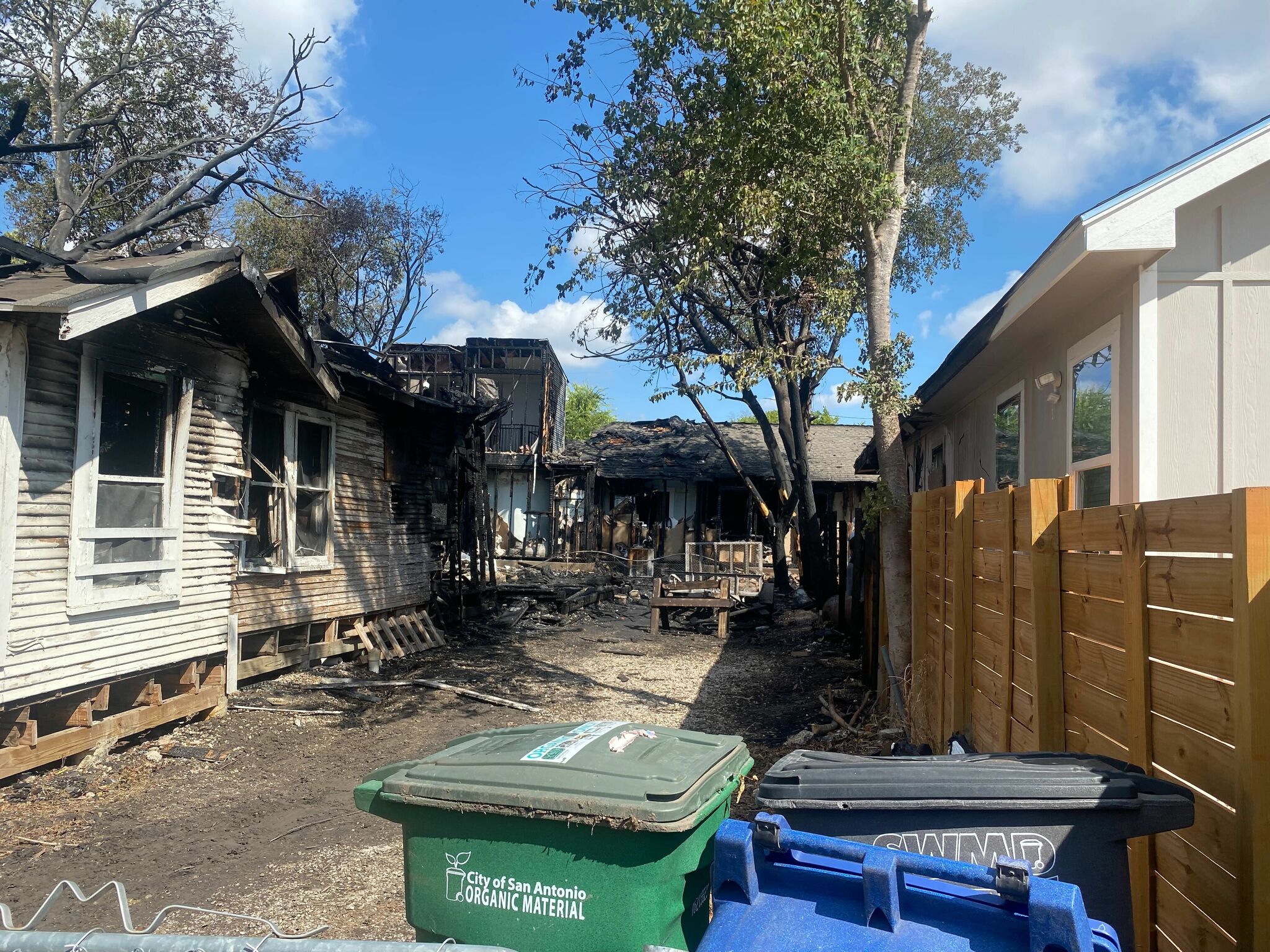 Fire in East Side vacant home spreads to three others