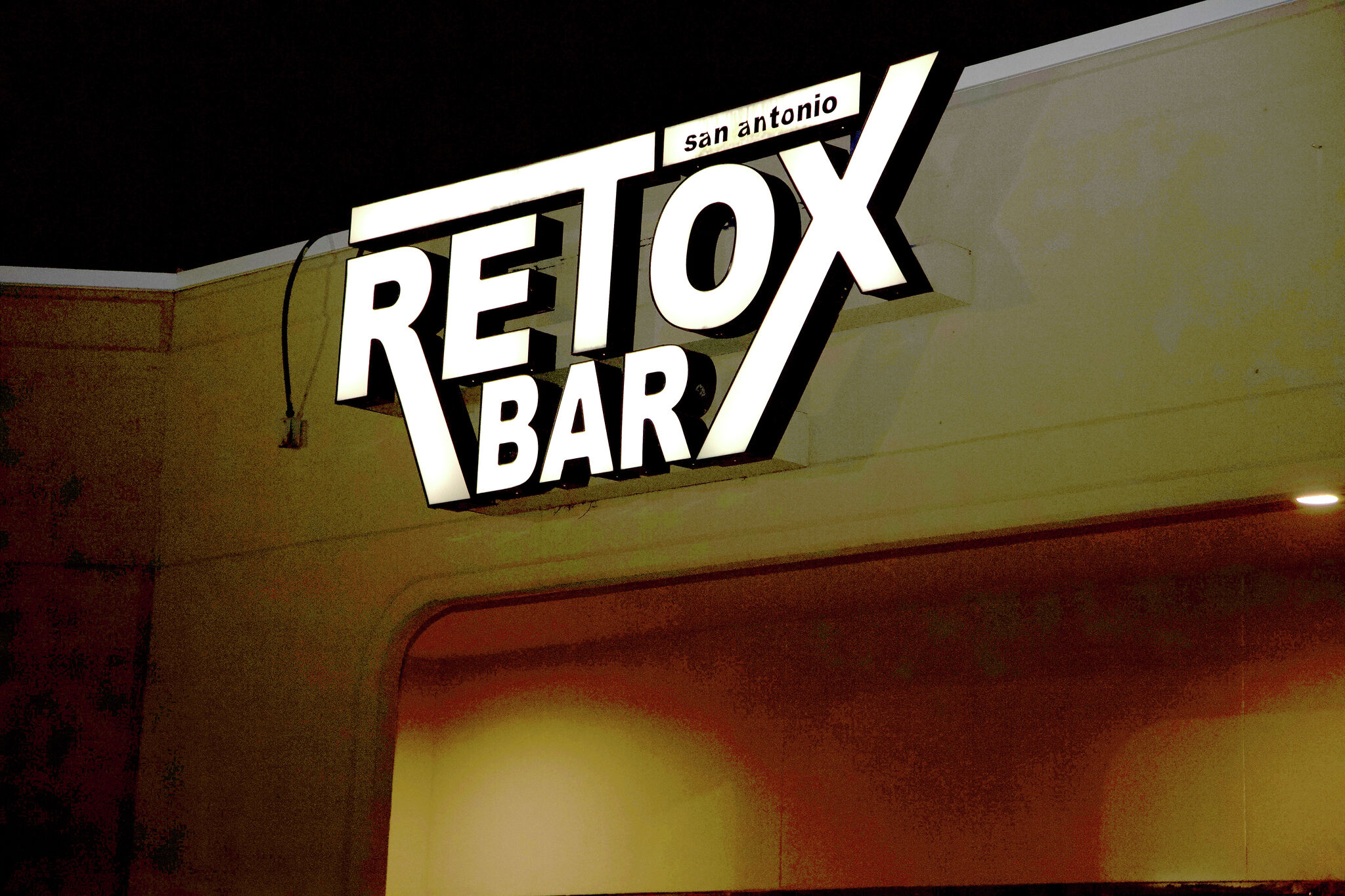 Popular San Antonio music venue Retox Bar closing after 16 years