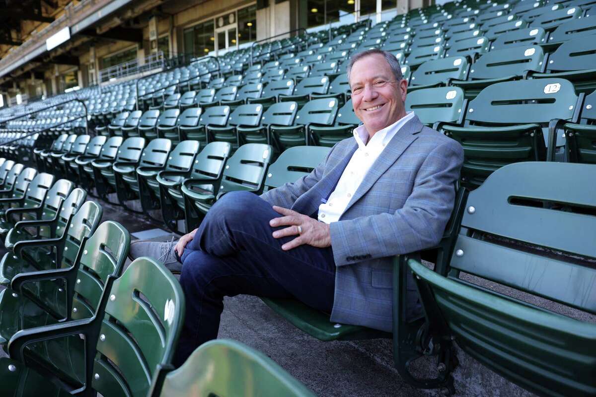 Lucky Grateful Dead fan can do first pitch for S.F. Giants