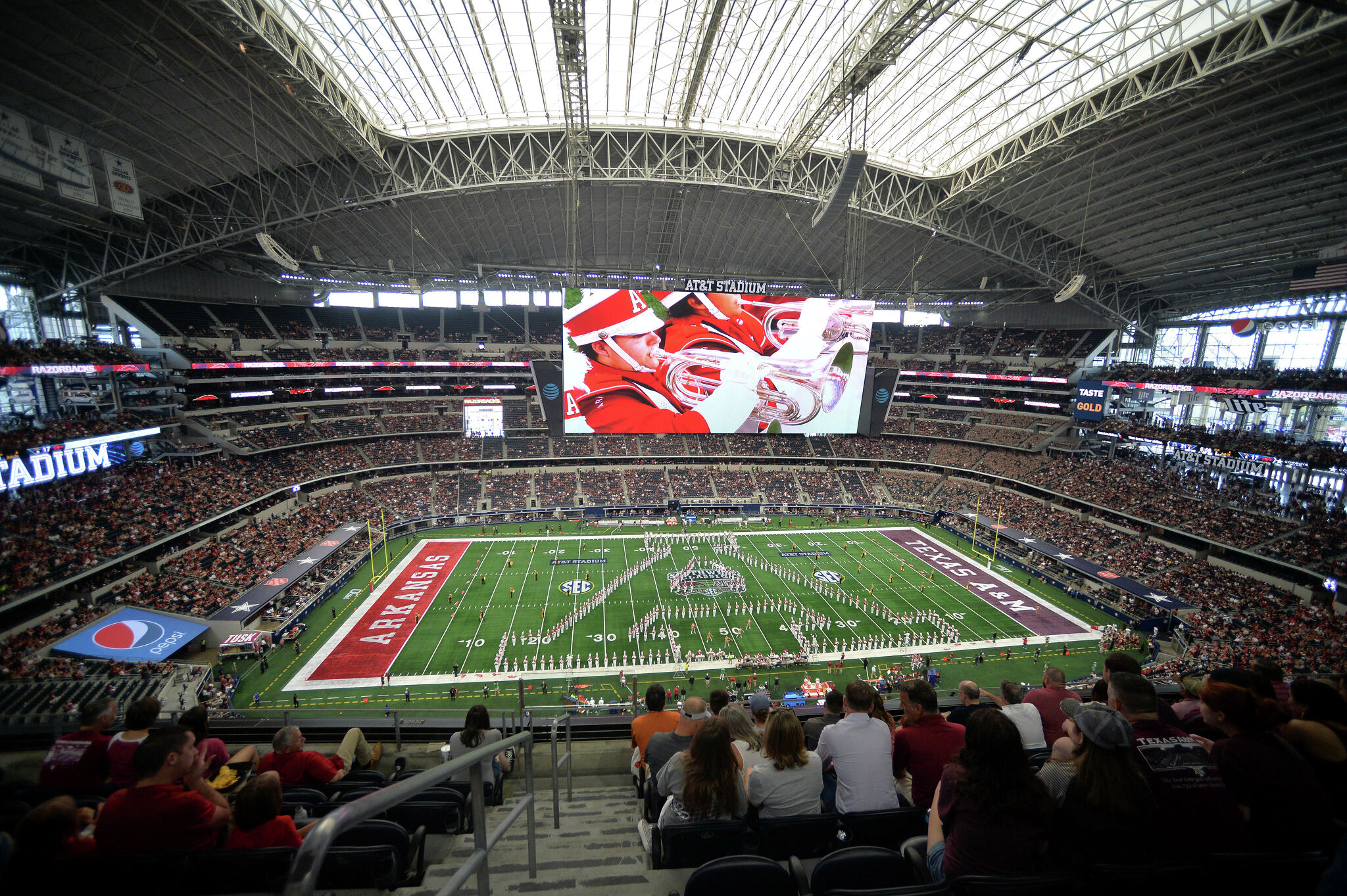 AT&T Stadium in East Arlington - Tours and Activities