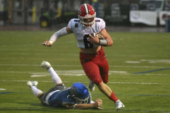 New Canaan's Zach Allen stars in NFl; Volleyball, football wins