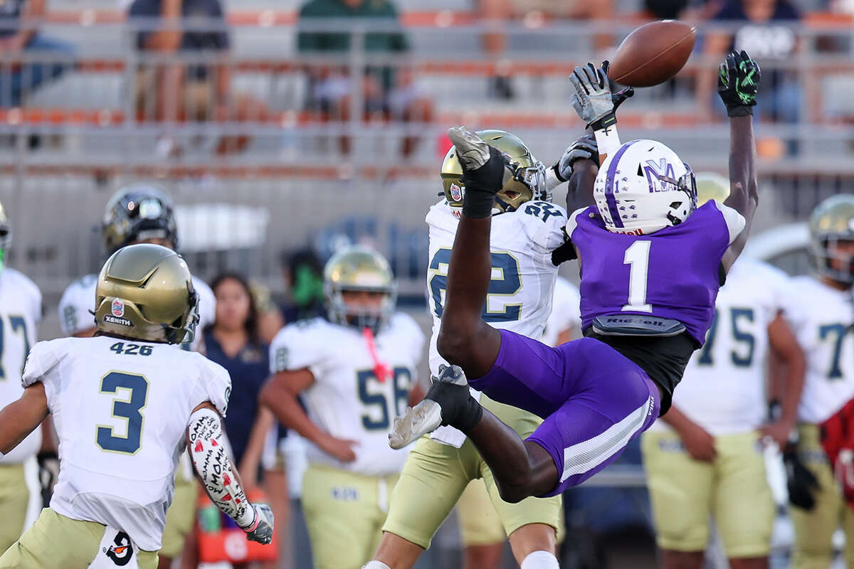 Holy Cross football 2023 season tickets on sale NOW! - Holy Cross