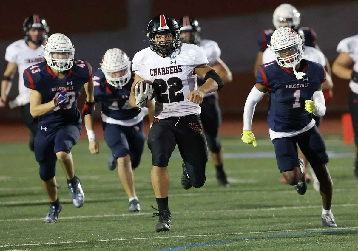 Churchill football tops Roosevelt in 28-6A with big second half