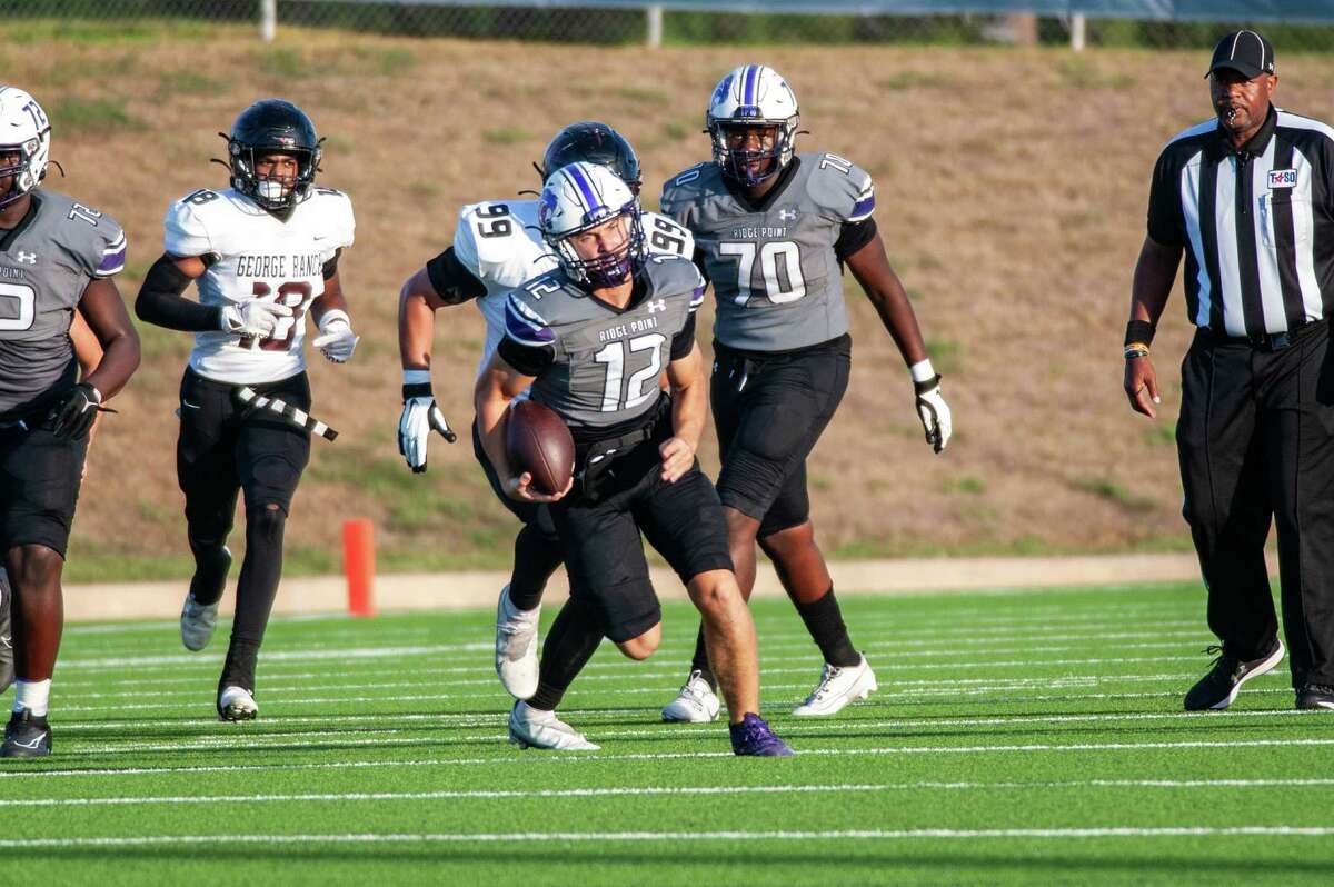 Football - Greatest lineman now a rancher, News