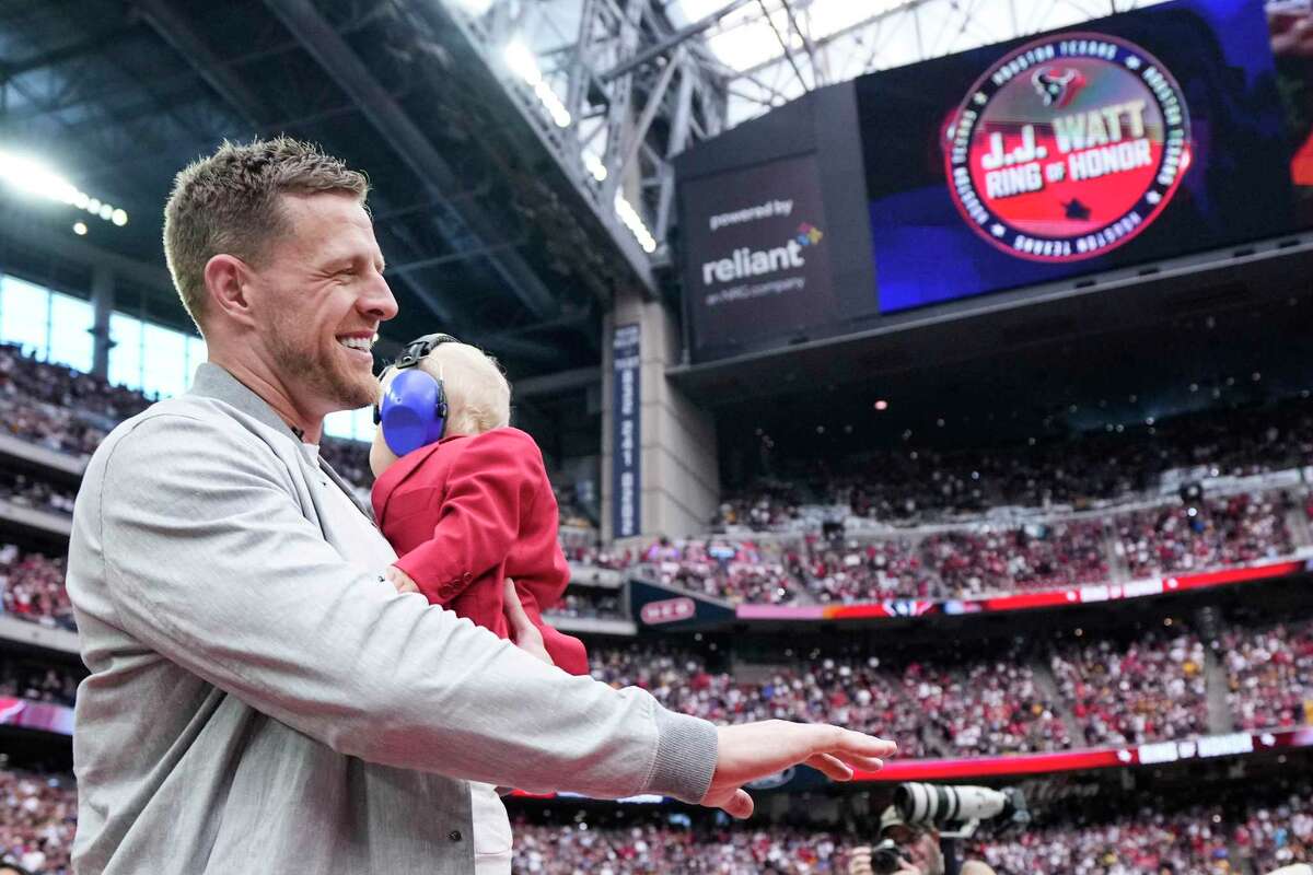 Former Texans star JJ Watt inducted into team's Ring of Honor