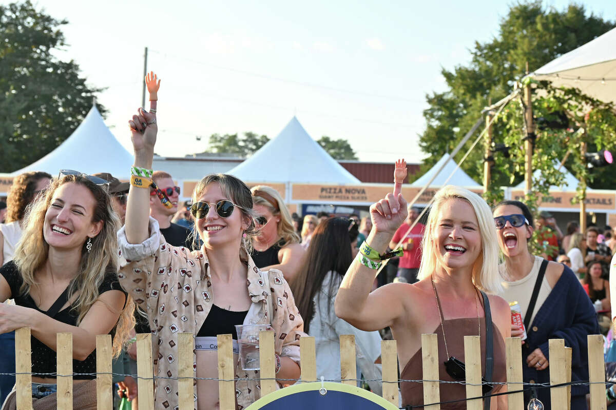 CT's Sound on Sound draws thousands to Seaside Park for 2023 edition