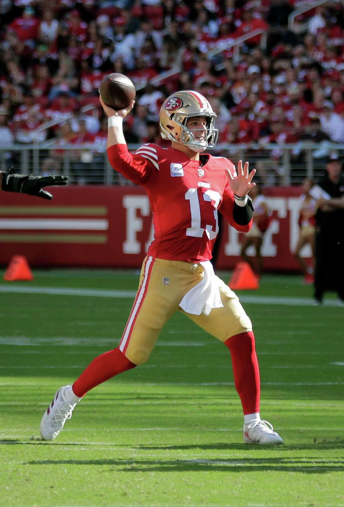 49ers Celebrate Postgame Following 35-16 Win Over Cardinals 