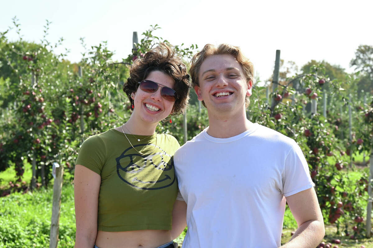 Seen Apple Picking At Beardsleys Cider Mill And Orchard 2023