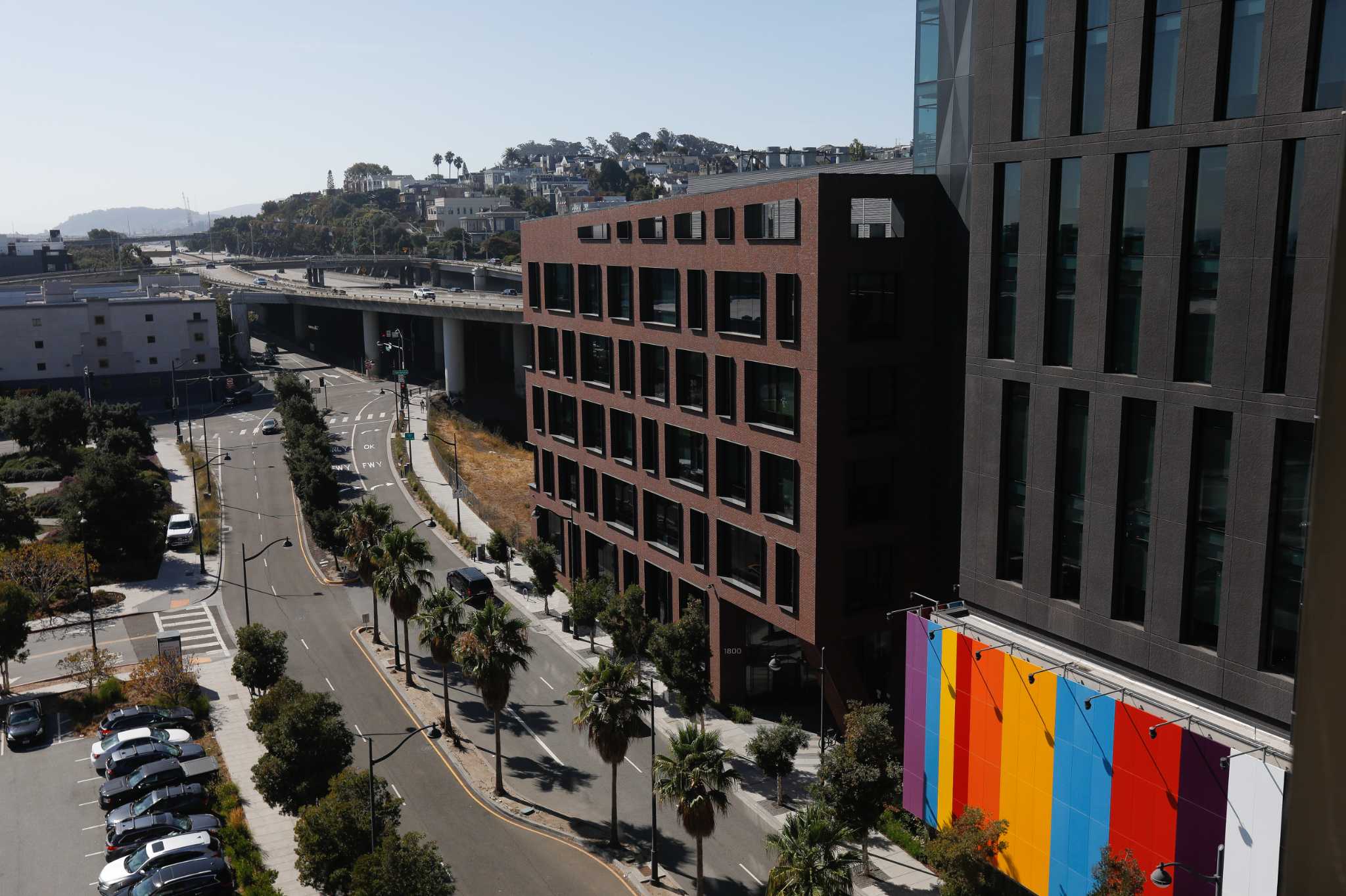 旧金山的Mission Bay即将迎来新的生物科技企业租户，因邻近地区的空置率飙升而备受关注