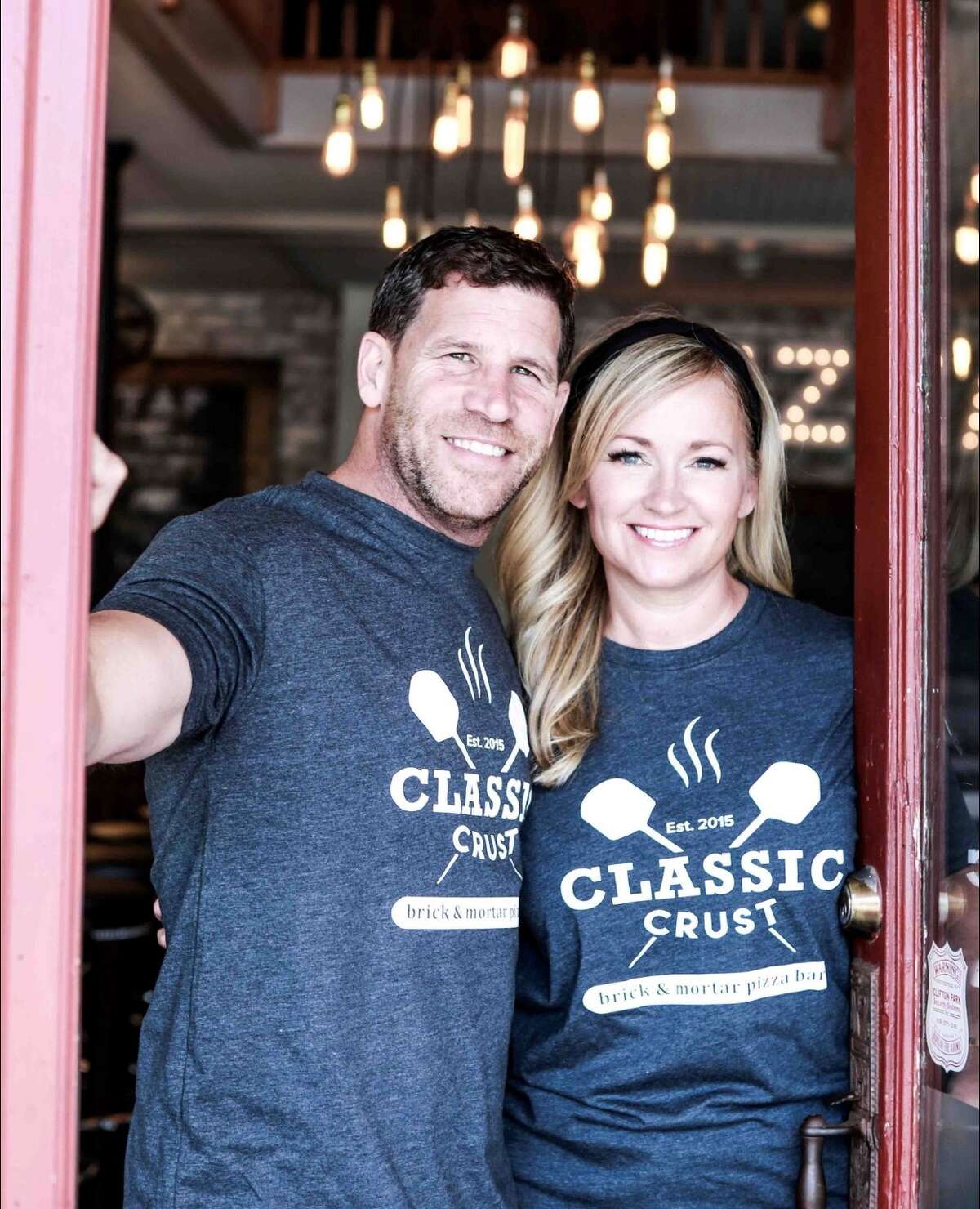 Classic Crust food truck doling out pickle pizza, woodfired crusts