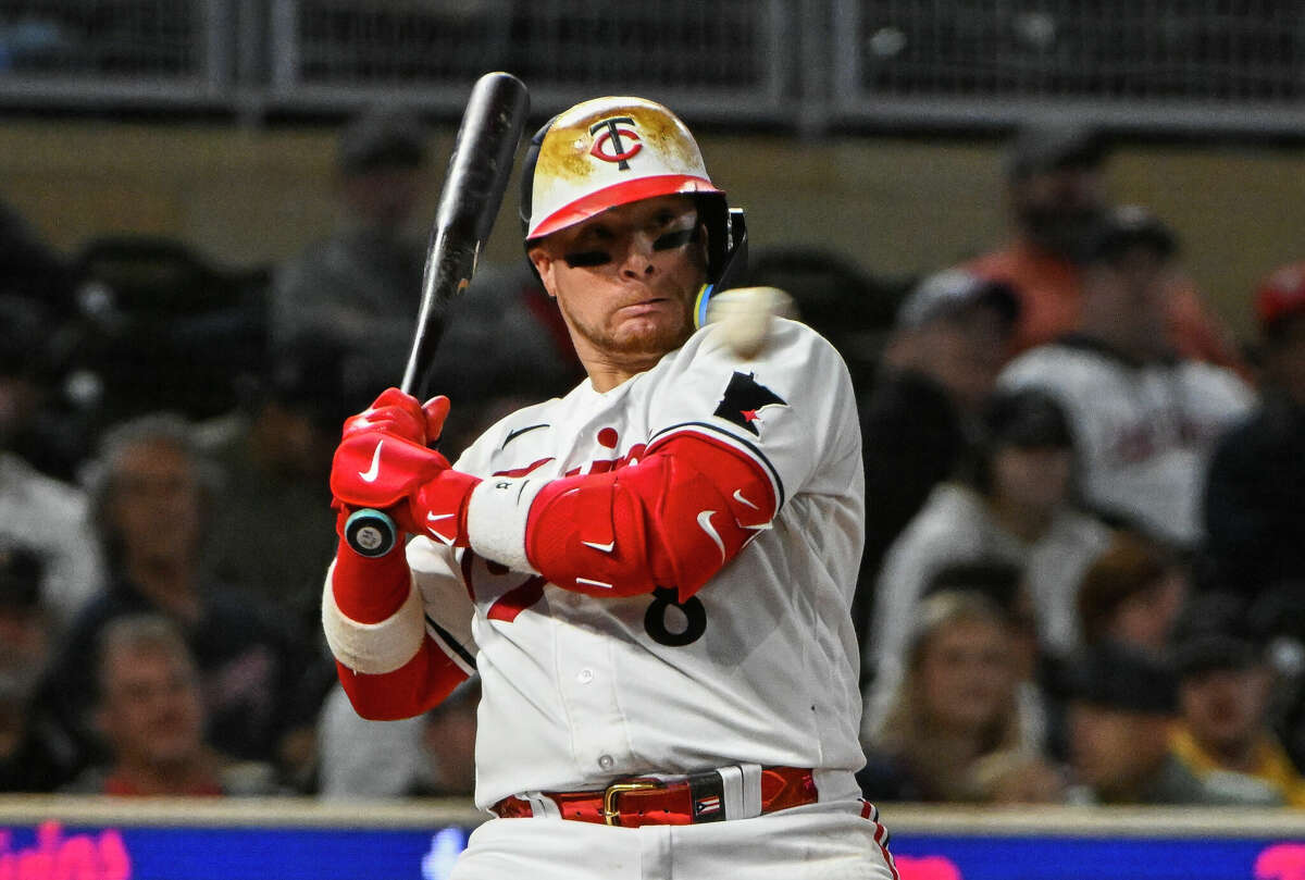 Two-time World Series catcher Christian Vazquez signs 3-year, $30