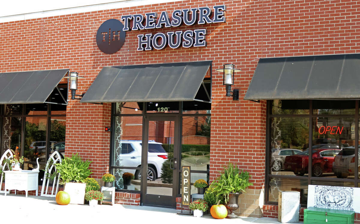 Edwardsville's My Treasure House expands with move