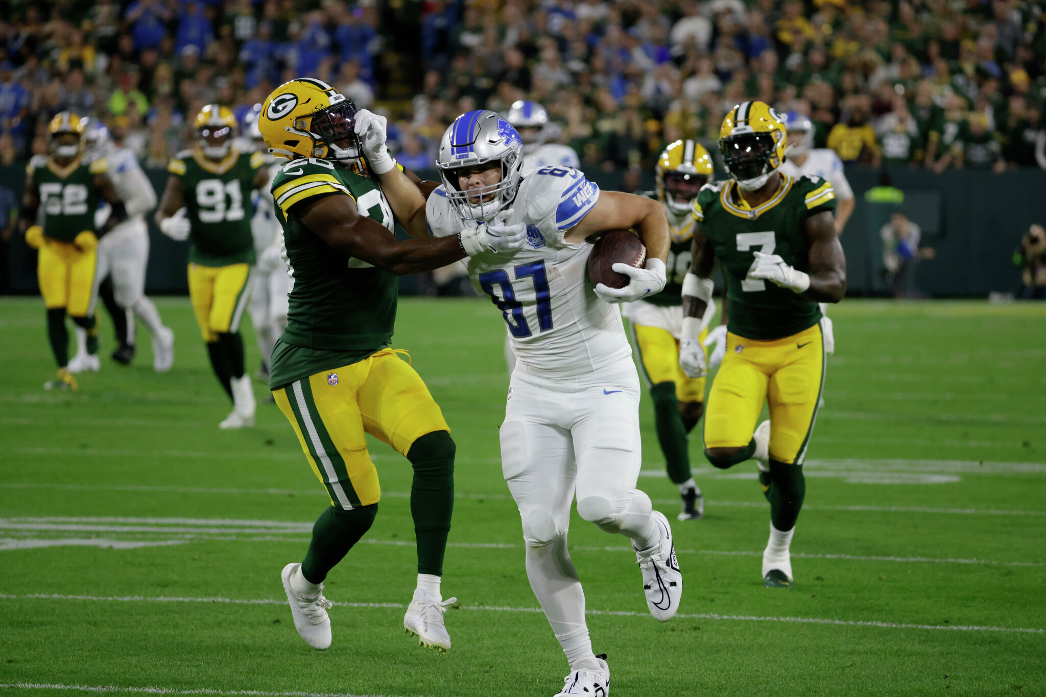 Detroit Lions fans turn home opener against Seattle Seahawks into