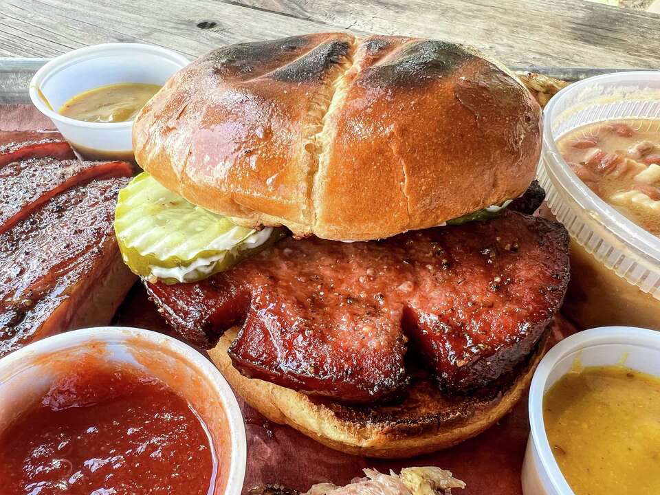 Rosemeyer BarBQ in Spring pays its dues in the barbecue business