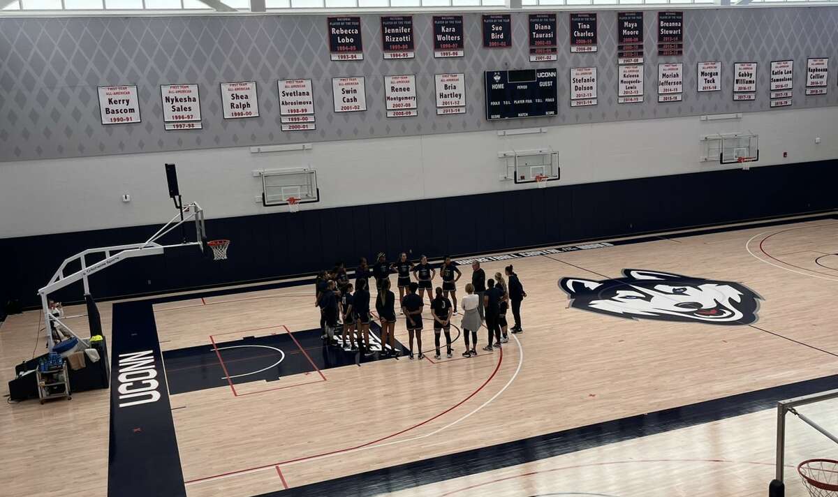 UConn women's basketball team holds first practice