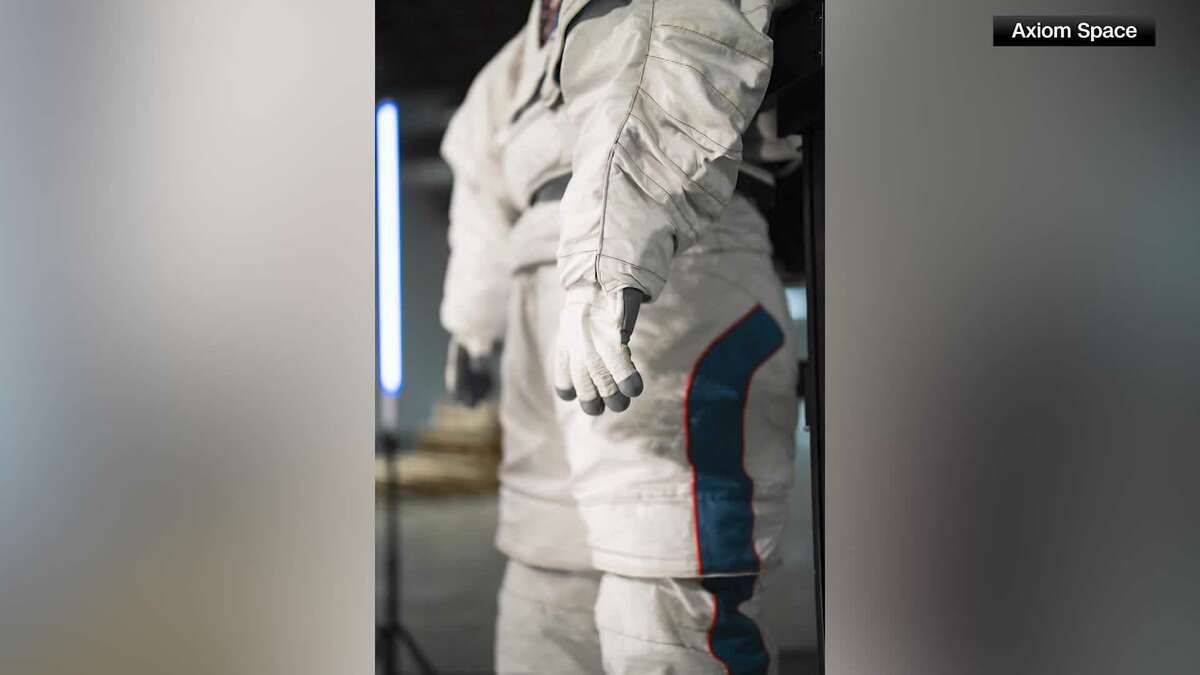 The Astronaut Wears Prada: Axiom Taps Fashion House To Help Design ...