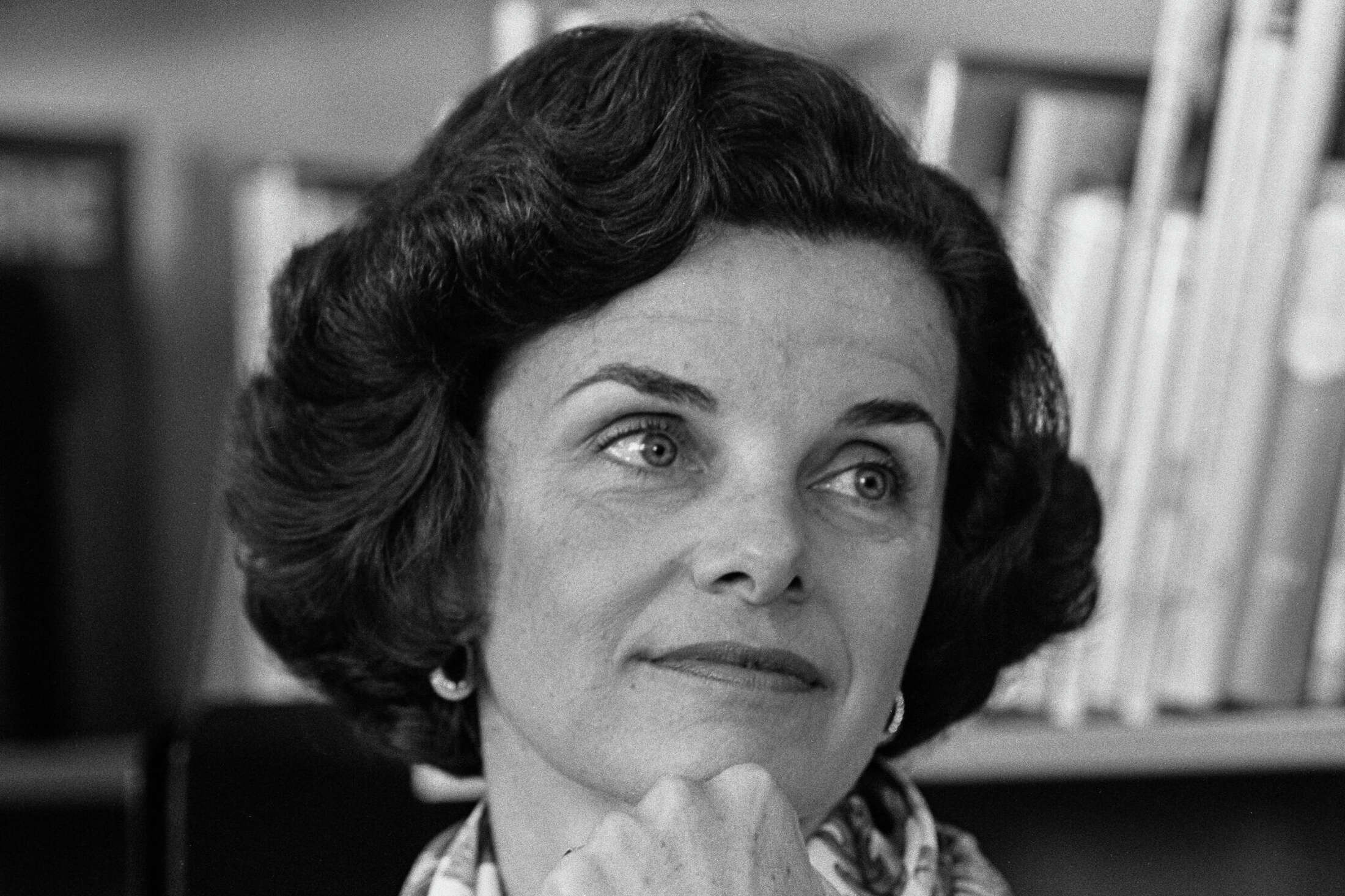 California senators seek to rename S.F. post office after Feinstein