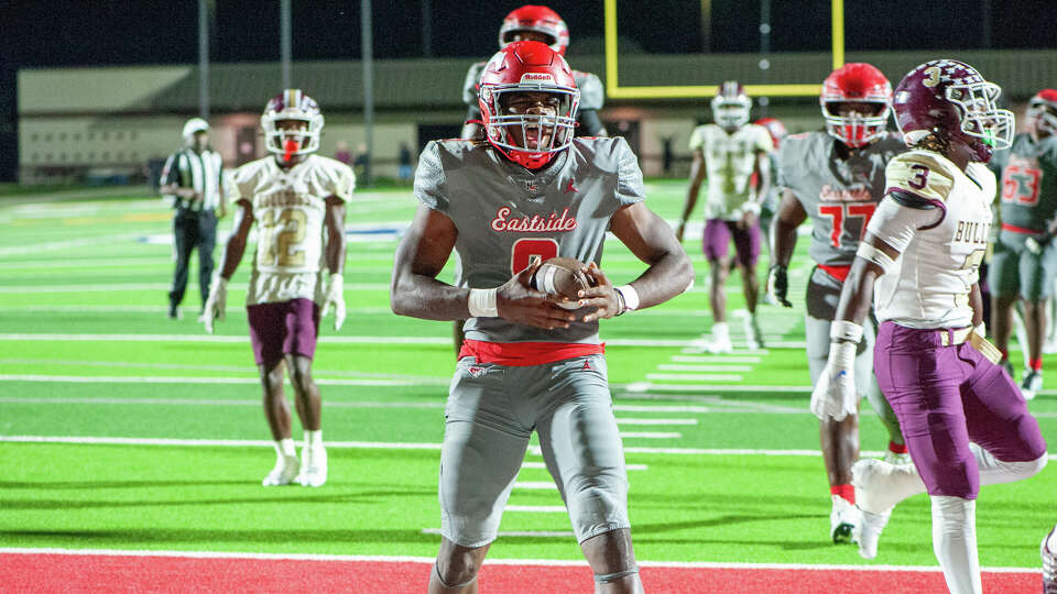 North Shore's Kaleb Bailey (9) reacts after scoring the go ahead touchdown in the fourth quarter against Summer Creek at Galena Park ISD Stadium, Thursday, Oct. 5, 2023 in Houston.