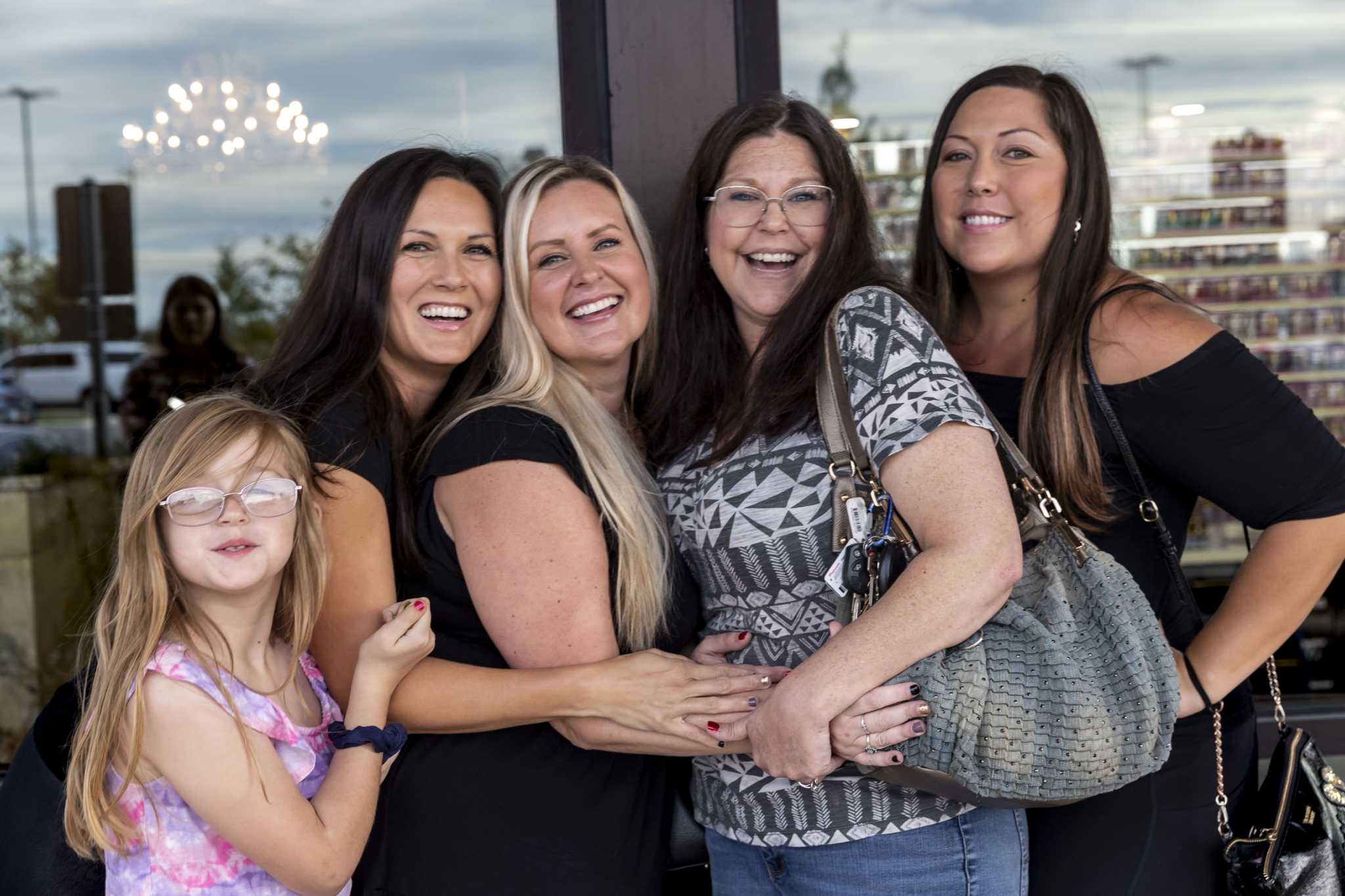 Jeanna Butler Friends rally around Schertz woman battling cancer for third time